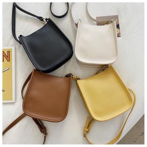 กระเป๋าสะพายข้าง สไตล์เกาหลี มินิมอล
