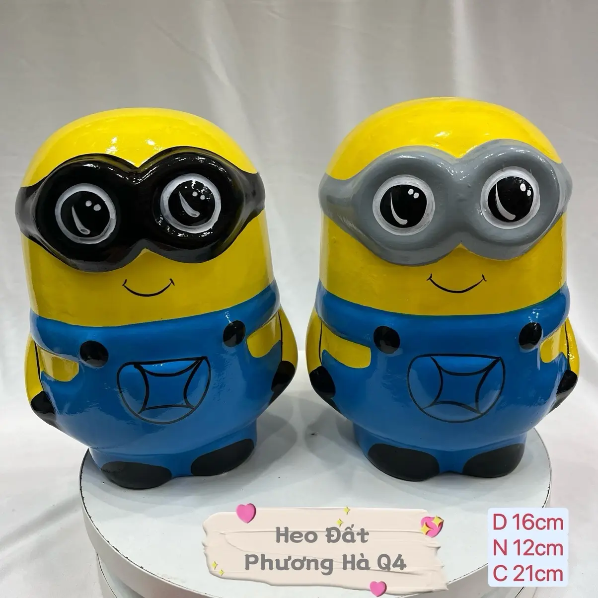 Heo Đất Minions Sơn Phủ Bóng Đẹp Size 21cm * 16cm