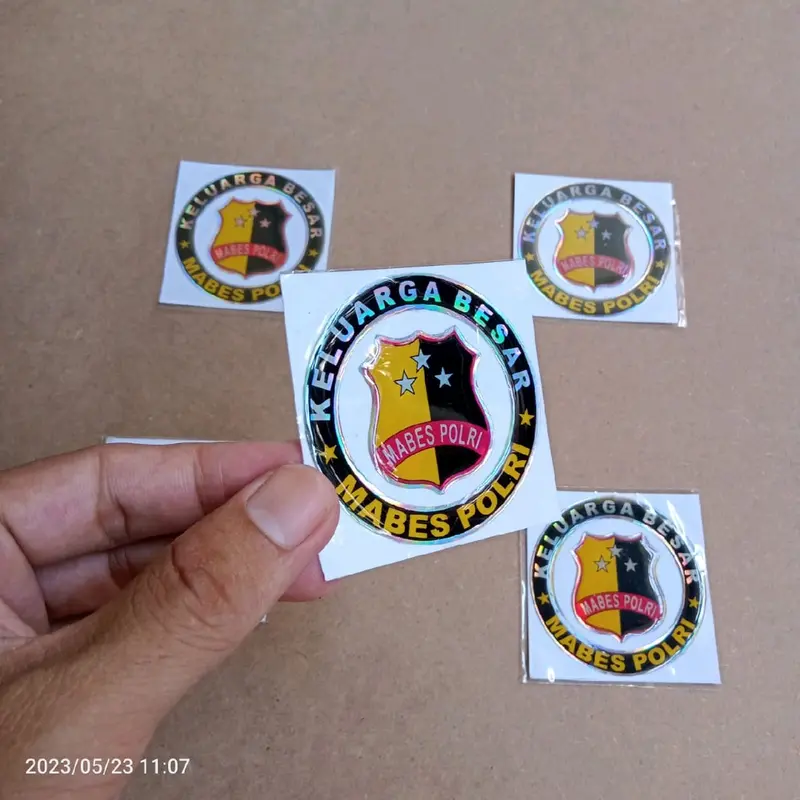 stiker emblem mabes polri timbul 1