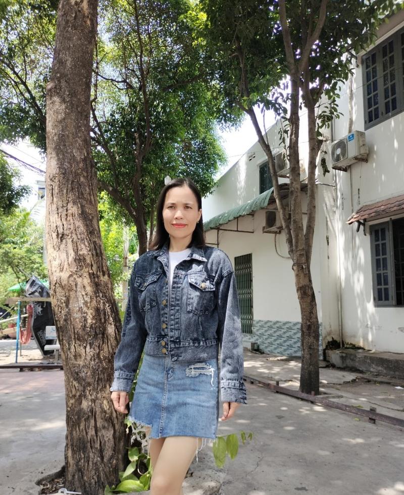 Product Introduction of [TÚI TRONG- 40 75] TopÁo khoác jean nữ thêu feng phong cách XÁM CHUỘT tôn dáng  from vừa Jacket cực xinh Women free size 40 75 kg 11