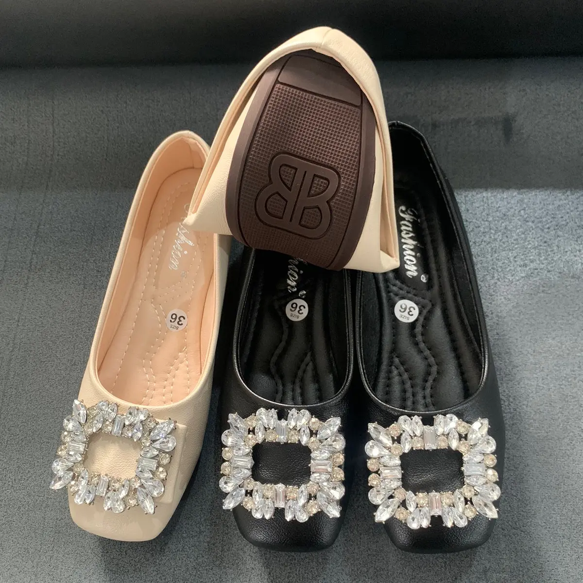 Giày búp bê nữ đế bệt mũi vuông phối mác đá đơn giản Shoes