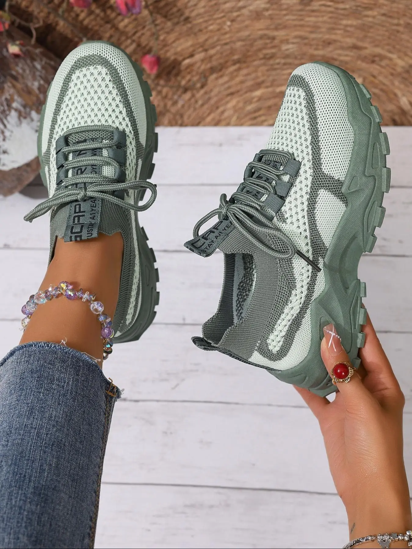 Women's Fashionable Lace Up Front Mesh Sneakers, Casual Breathable Comfortable Sports Running Shoes, All-match Basic Shoes for Daily Wear