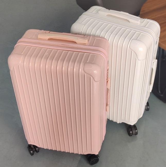 Product Introduction of VALI NHỰA DẺO PP THỜI TRANG SIÊU ĐẸP, MÀU SẮC RỰC RỠ. SIZE 20 24 INCH MÃ AS105 4 bánh xoay 360 xám bạc Nhung valichat  luong 4 bánh xoay 360 chống bụi 4 bánh xoay 360 đỏ - xanh hộp đựng cứng nhẹ valis in vali  xách tay vali vali  vải 17
