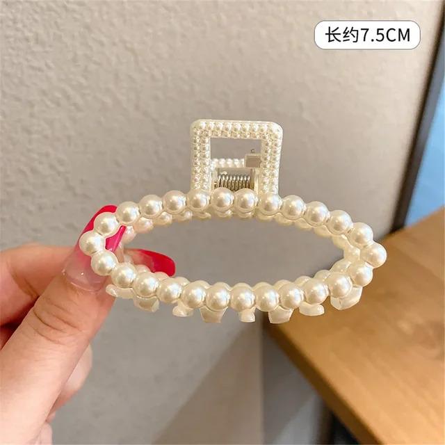 Product Introduction of Elegant Pearls Beads Hairpin for Women Fashion Geometric Hair Claw Barrettes Headwear Ponytail Hair Clips Hair Crab Accessories 11