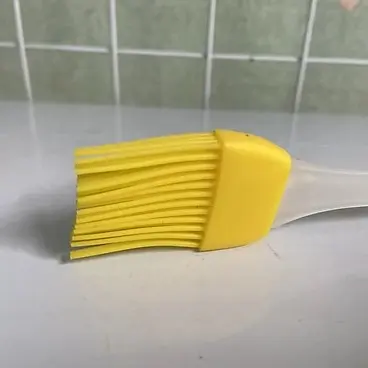 Chổi silicon đúc quét dầu, bơ, kem trang trí bánh 17cm 1