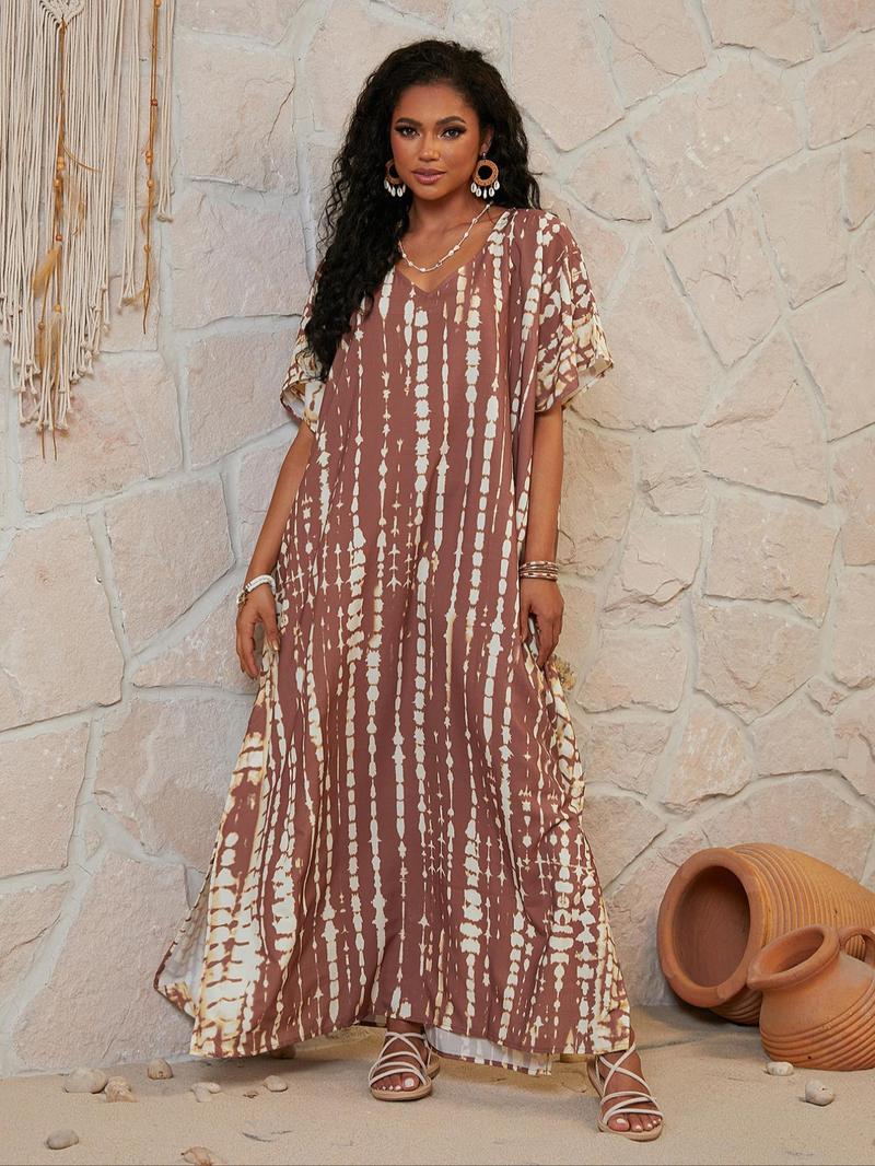 Product Introduction of Plus Size All Over Print Batwing Sleeve Split Hem V Neck Dress, Casual Half Sleeve Long Dress for Summer Beach Vacation Holiday, Women's Plus Size Clothing 10