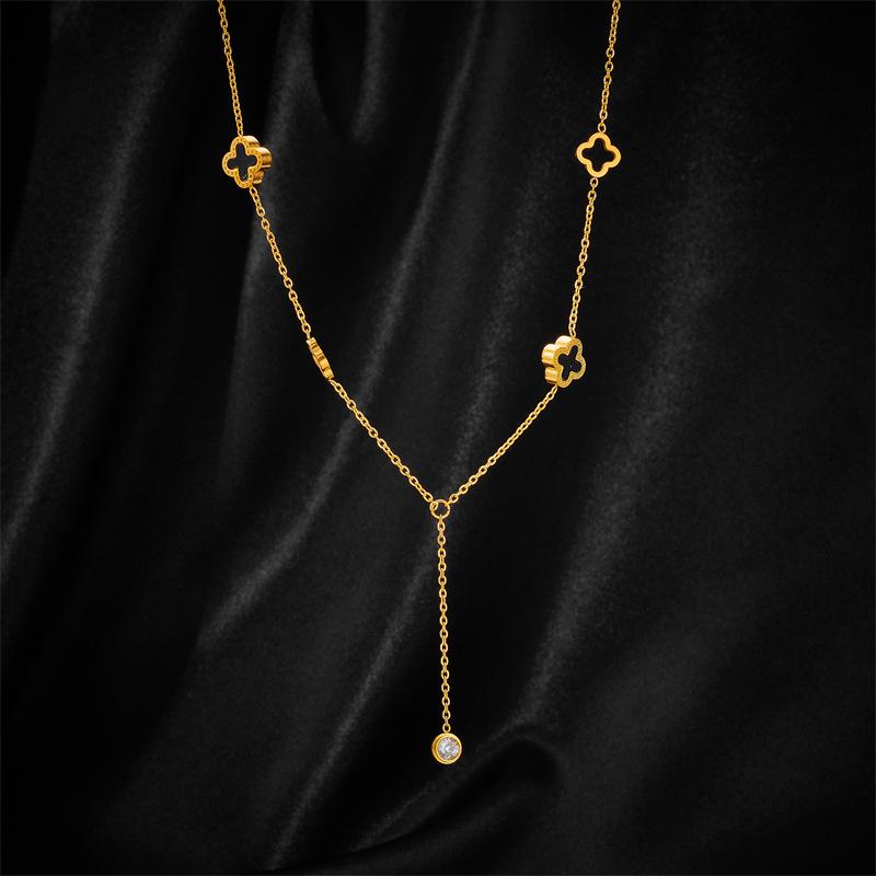 Product Introduction of Vòng Cổ Thép Titan Tua Rua Cỏ Ba Lá Hai Mặt, Đen Trắng, Dây Chuyền Xương Đòn Dễ Phối Đồ Thời Trang Nữ, Mặt Dây Chuyền Mới Mùa Hè, Không Phai Màu Chain Jewelry Women Trang Sức 2