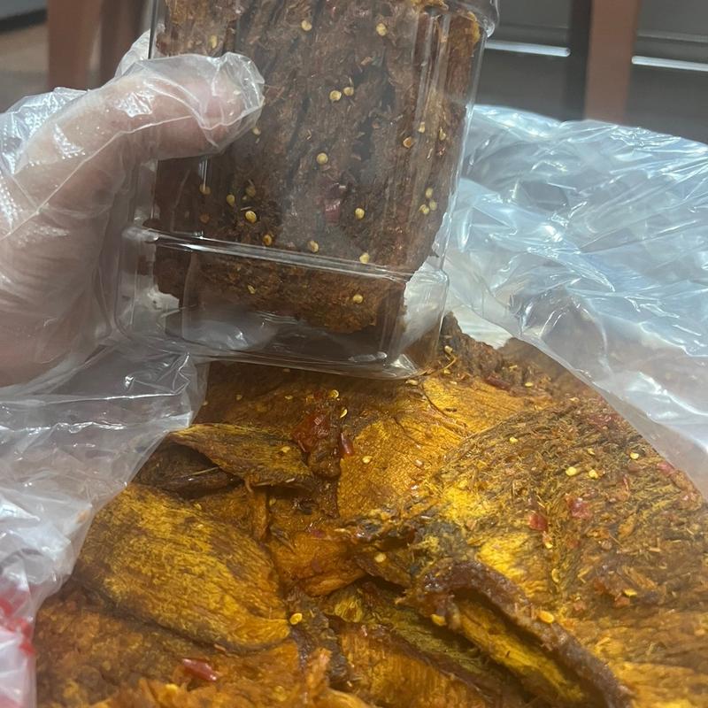500g Khô bò miếng loại 1 chuẩn vị thơm ngon , Ăn chơi ăn vặt lai rai đều rất thích hợp! Snack Chua