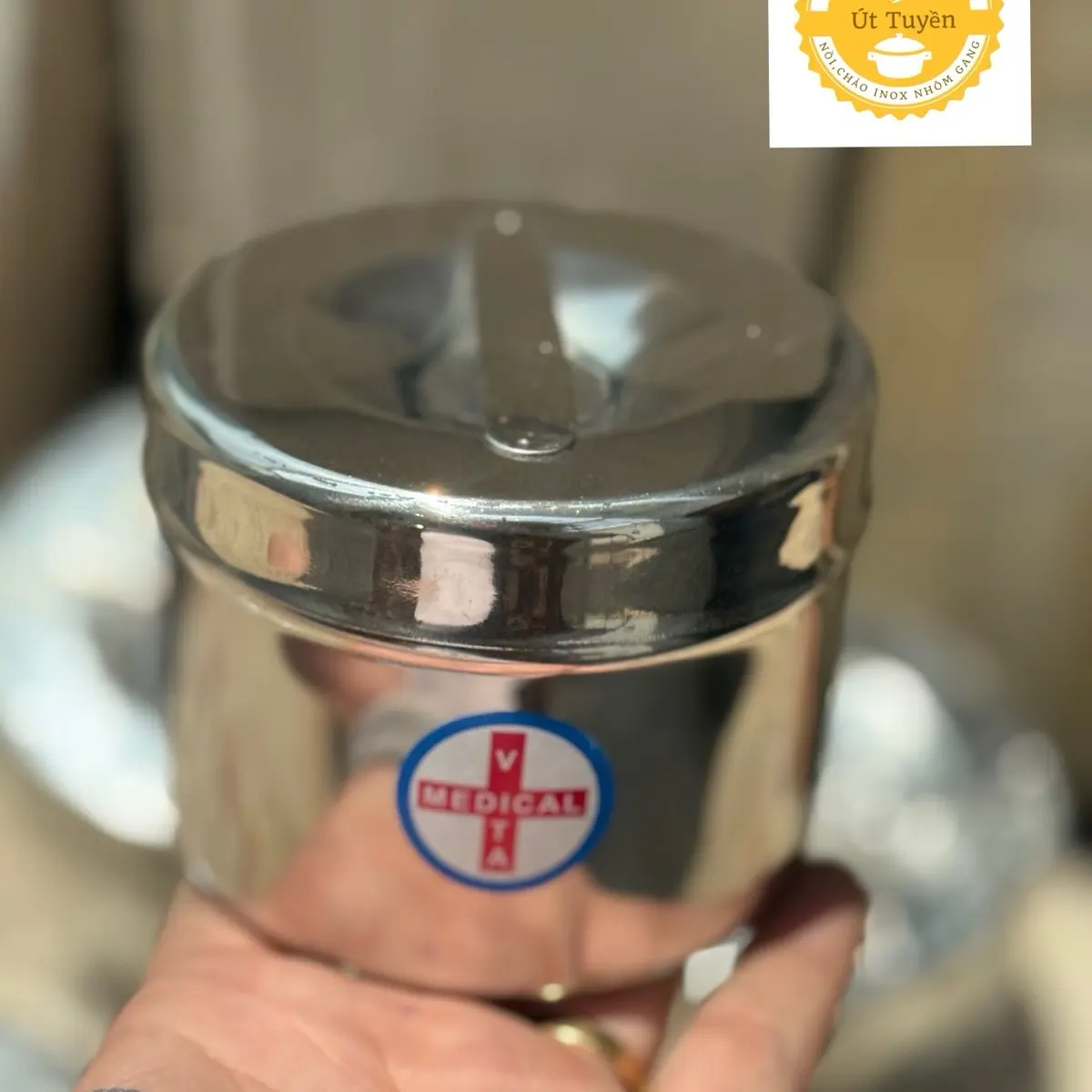 Hủ Lưu Mẫu Y Tế Inox 304.Sản phẩm dùng để gòn hay lưu mẫu thức ăn.