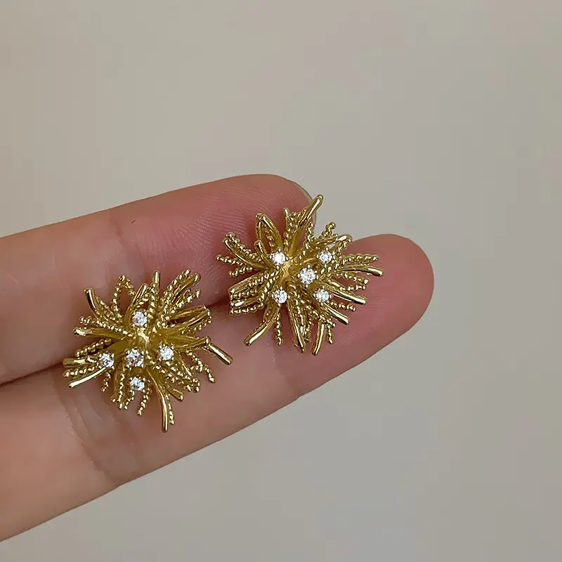 [Woomx] Anting-anting dengan Hiasan Batu Kristal Tiruan dan Bentuk Api ...