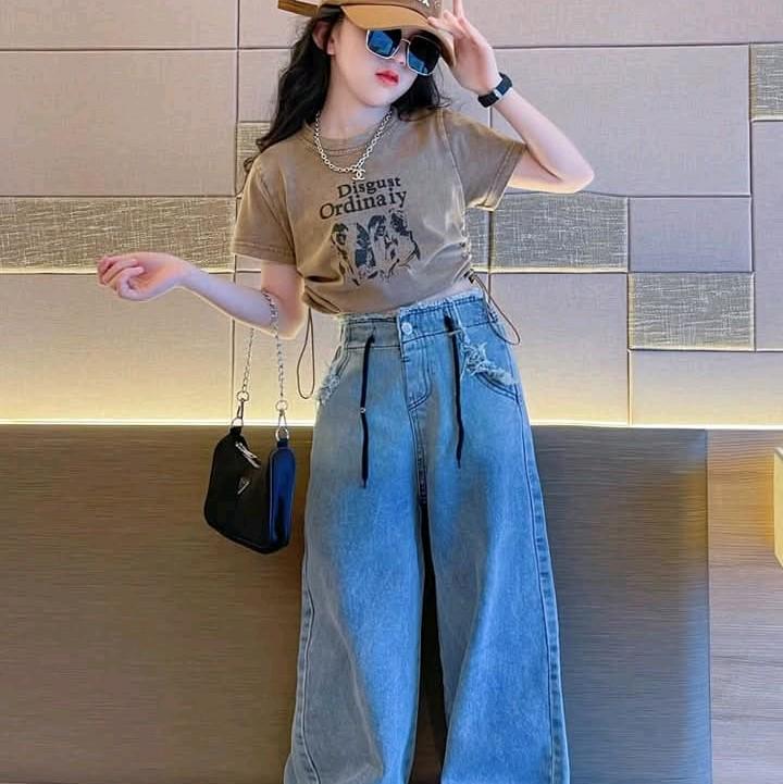 Quần jean tua rua ,áo cotton co giãn 1