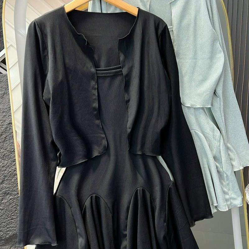 L6- sét đầm 2 dây thun gân dáng xòe, kèm áo khoác tay dài (36-55kg) Dress 4