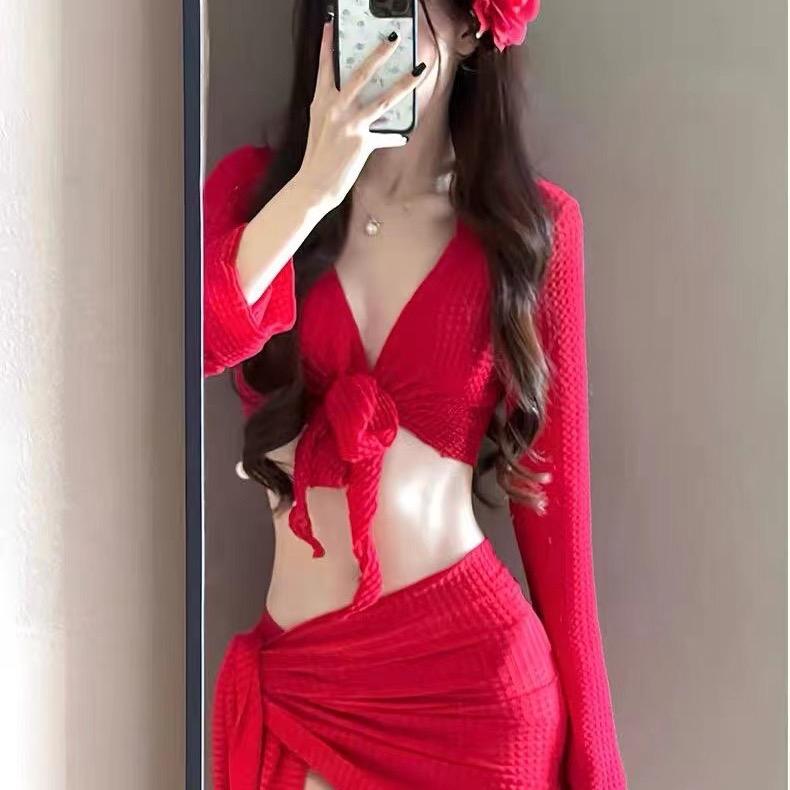 (MLXL) sét bikini 4 mảnh màu đỏ cao cấp gồm áo lót 2 lớp, có mút, quần lót 2 lớp, áo choàng tay loe dài, khăn choàng