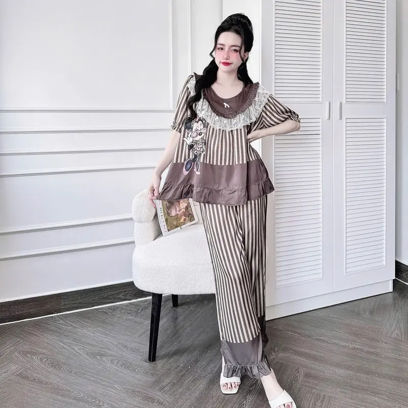 ️Em lên tiểu thư phối bèo tay ngắn quần dài new️ Form < 65kí, quần có túi ạ Women Áo Nữ 3