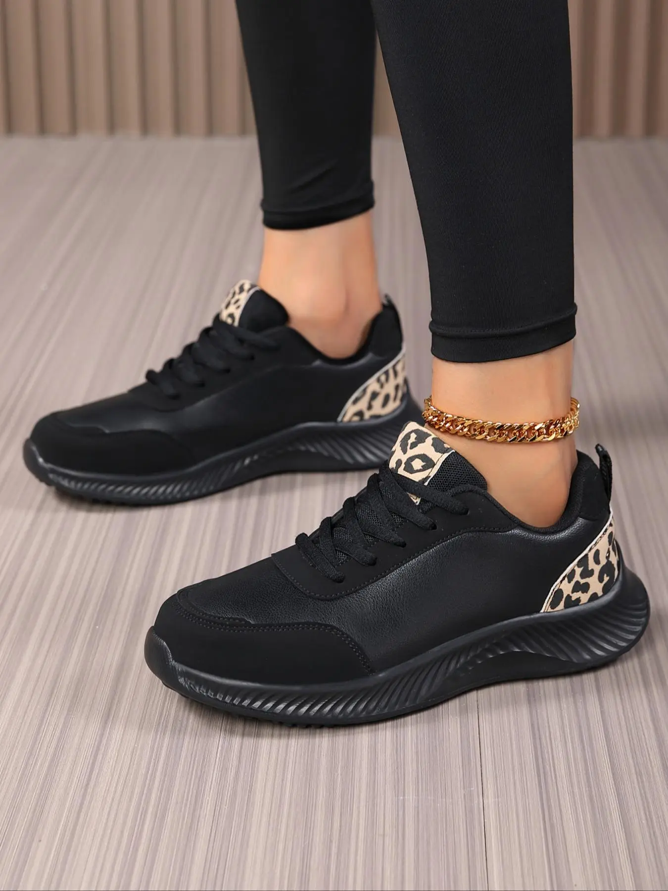 Women's Fashionable Leopard Print Lace Up Sneakers, Casual Comfortable Breathable Sports Running Shoes, All-match Basic Shoes for Daily Wear