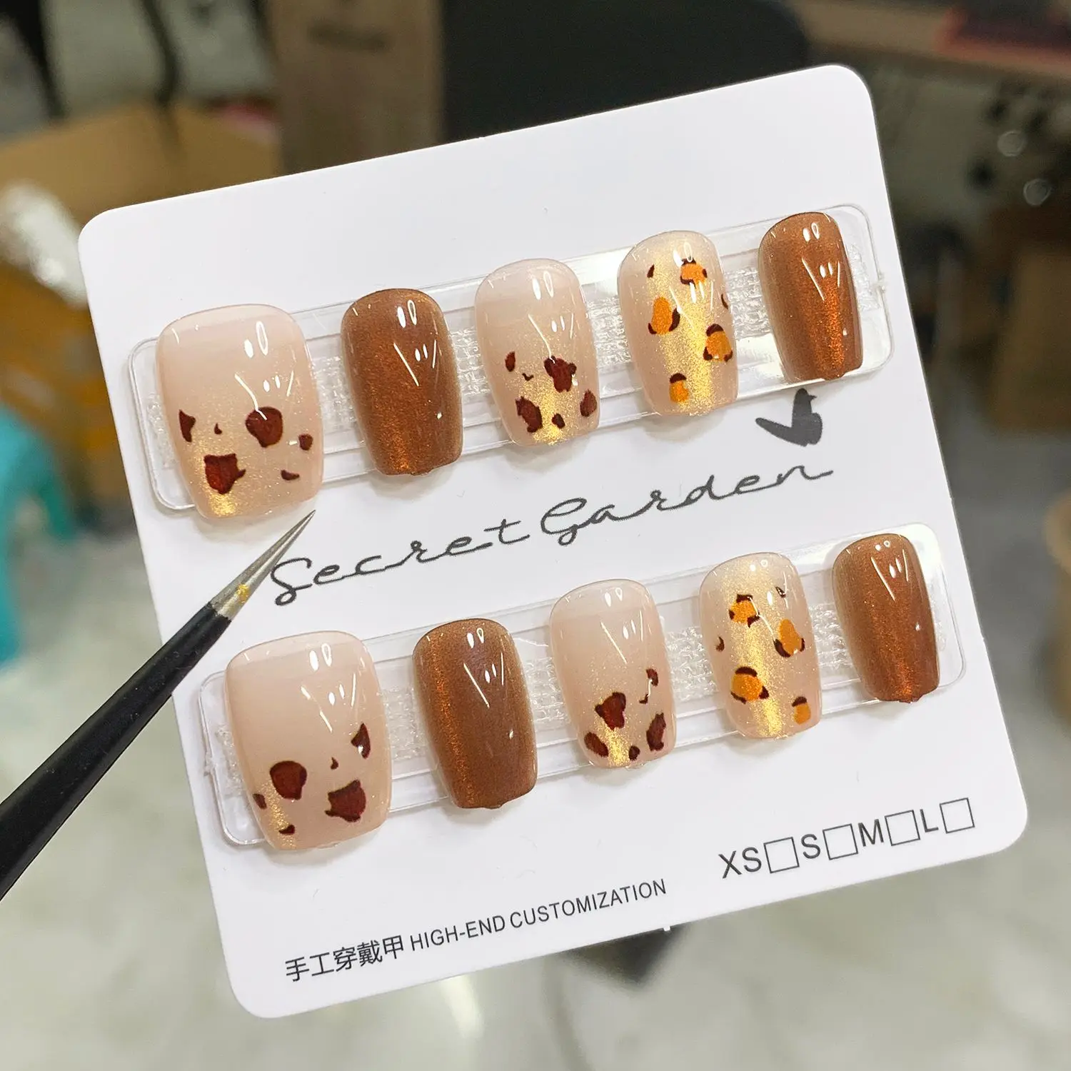 Strawberry Bear Manicure Retro Half-Handmade Leopard Print Short Detachable French Cat's Eye Wear Short High-Grade White