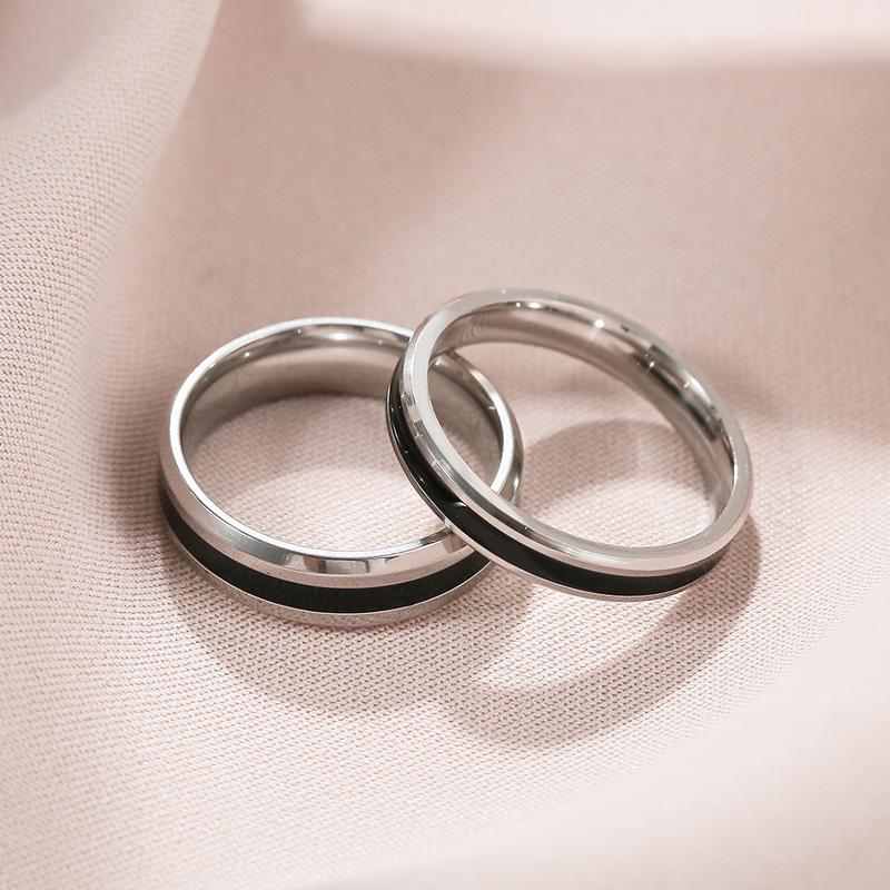 Product Introduction of European and American New Stainless Steel Ring Titanium Steel Epoxy Ring Couple Fashion Retro Couple Ring Pair Ins Style Cold 1