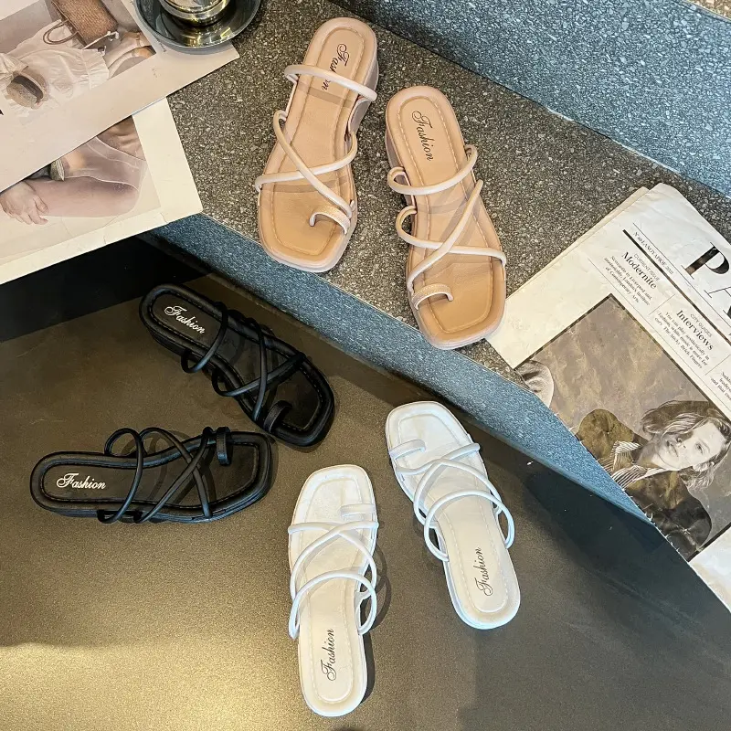 Women's Summer New Wedge Platform Square Toe Slippers Simple Flip Toe Non Slip Outdoor Fashion Beach Shoes Walking Shoes Footwear Girl Sandal