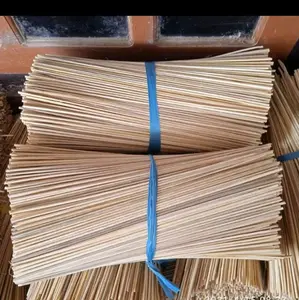 1kg(-+700pcs)  tusuk sempol/lidi bambu ukuran 30cm /tusuk telor gulung panjang besar /tusuk pentol / tusuk sate tumpul