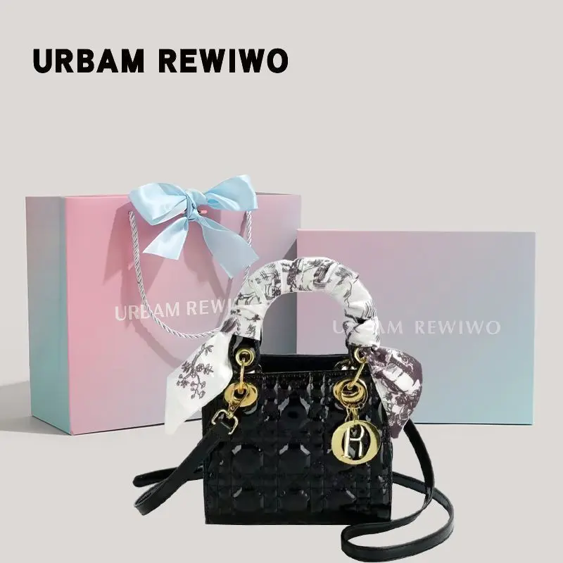 Urbam Rewiwo Sản Phẩm Chính Hãng Bán Chạy Năm Nay Sản Phẩm Phổ Biến Túi Diana Sang Trọng Giá Cả Phải Chăng Túi Xách Phong Cách Cổ Điển Cho Nữ Bag