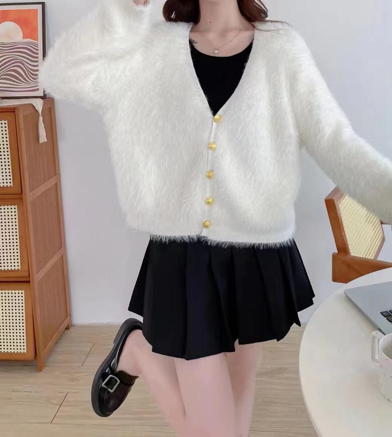 Product Introduction of Korean Style Pink Sweater Jacket Mohair Knitwear Loose Knit Cardigan croptop Knitted Sweater 5