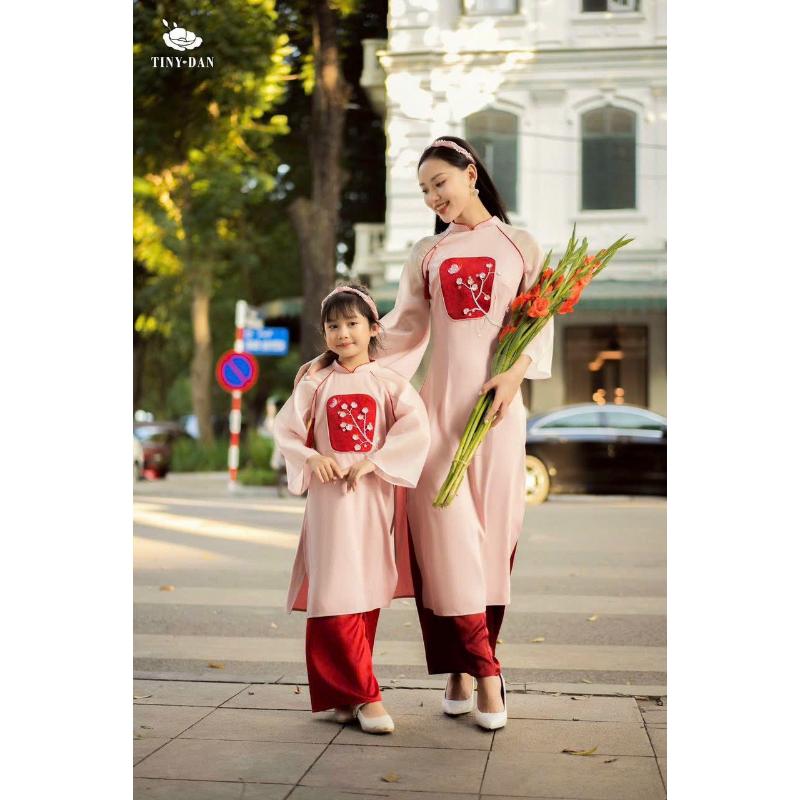 {ggtu}     Áo Dài Truyền Thống Mẹ Bé LiBe Áo Dài Cách Tân Đôi May Sẵn Kèm Quần Vải Tơ Mềm Mại Dịu Dàng Với Da Họa Tiết Thêu Sắc  May Mắn 5