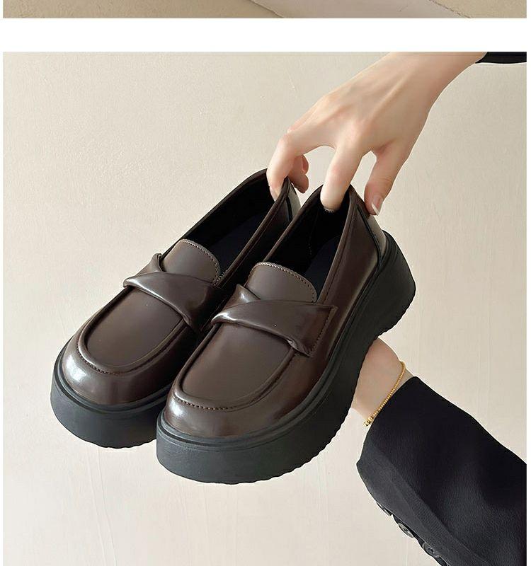 Product Introduction of British Style Women's Leather Shoes 2023 Summer Autumn New Thick-Soled Black Loafers Retro Slip-On Mary Jane Shoes nam 37