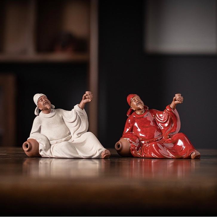 Tượng gốm : Lí Bạch ( gốm tử sa , dáng nằm ) , trang trí bàn trà