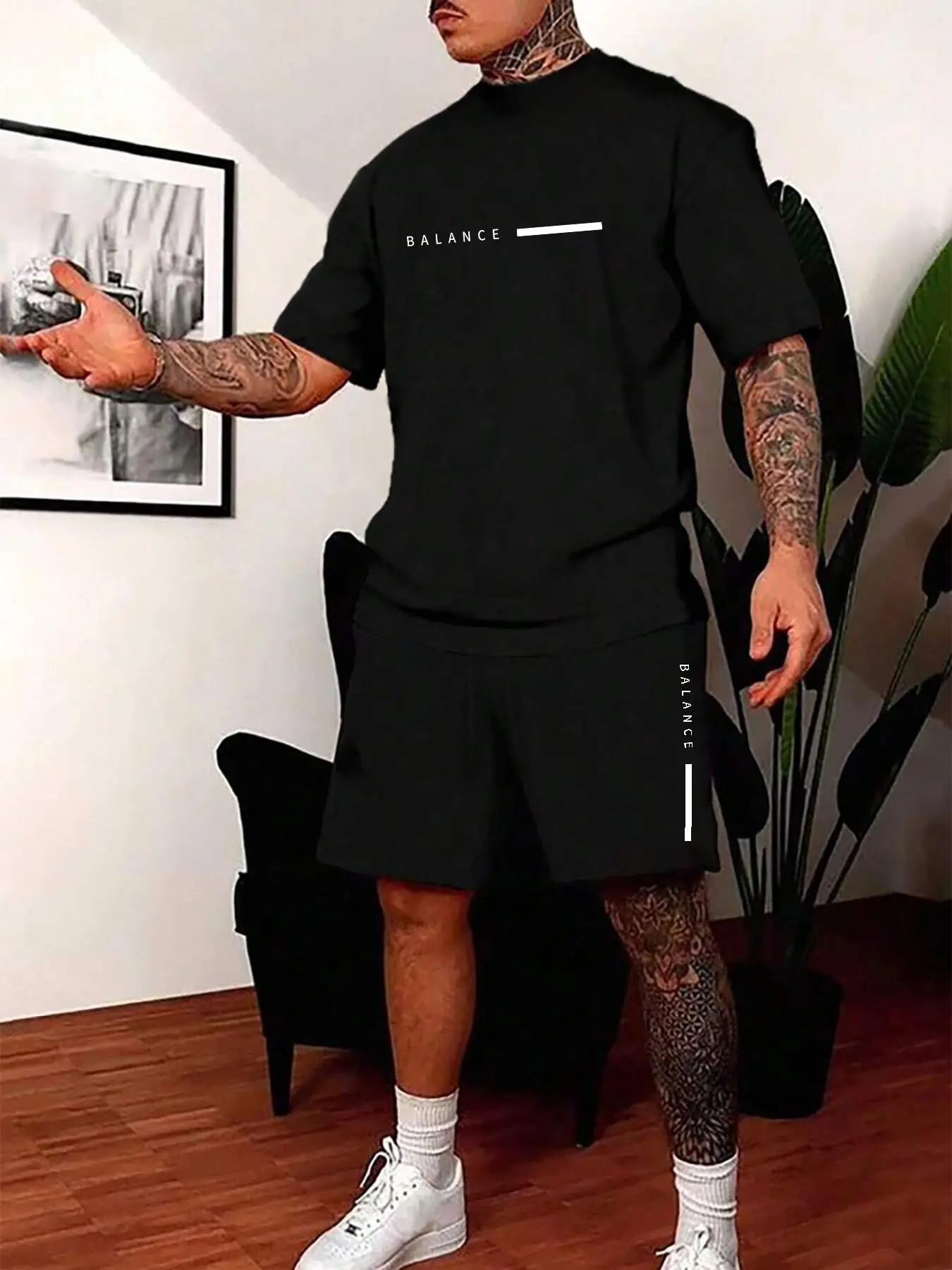 Men's Solid Color Letter Print Crew Neck Tee & Drawstring Waits Shorts Two-Piece Set, Regular Fit Casual Comfy Round Neck Short Sleeve T-shirt & Pocket Shorts, Summer Clothes Set for Men, Clothing