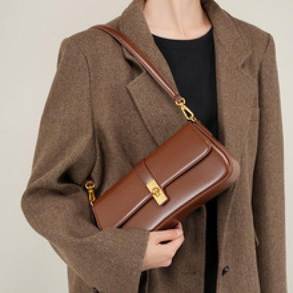 Product Introduction of Fall Genuine Leather Women Bag Women's 2024 New High-Grade Women's Niche Shoulder Underarm Bag Retro Fashion Messenger Bag 4