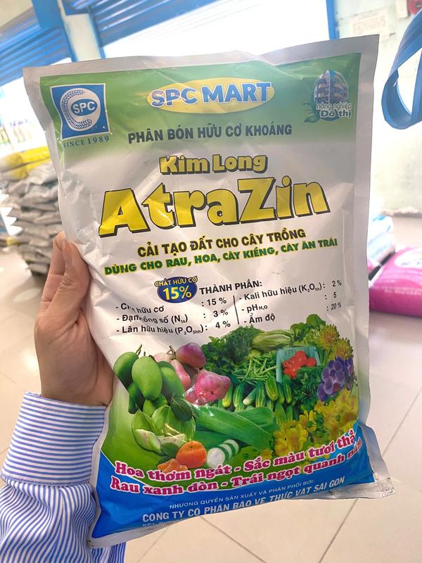 Gói 1kg phân bón hữu cơ khoáng Atrazin cải tạo đất cho cây trồng 2