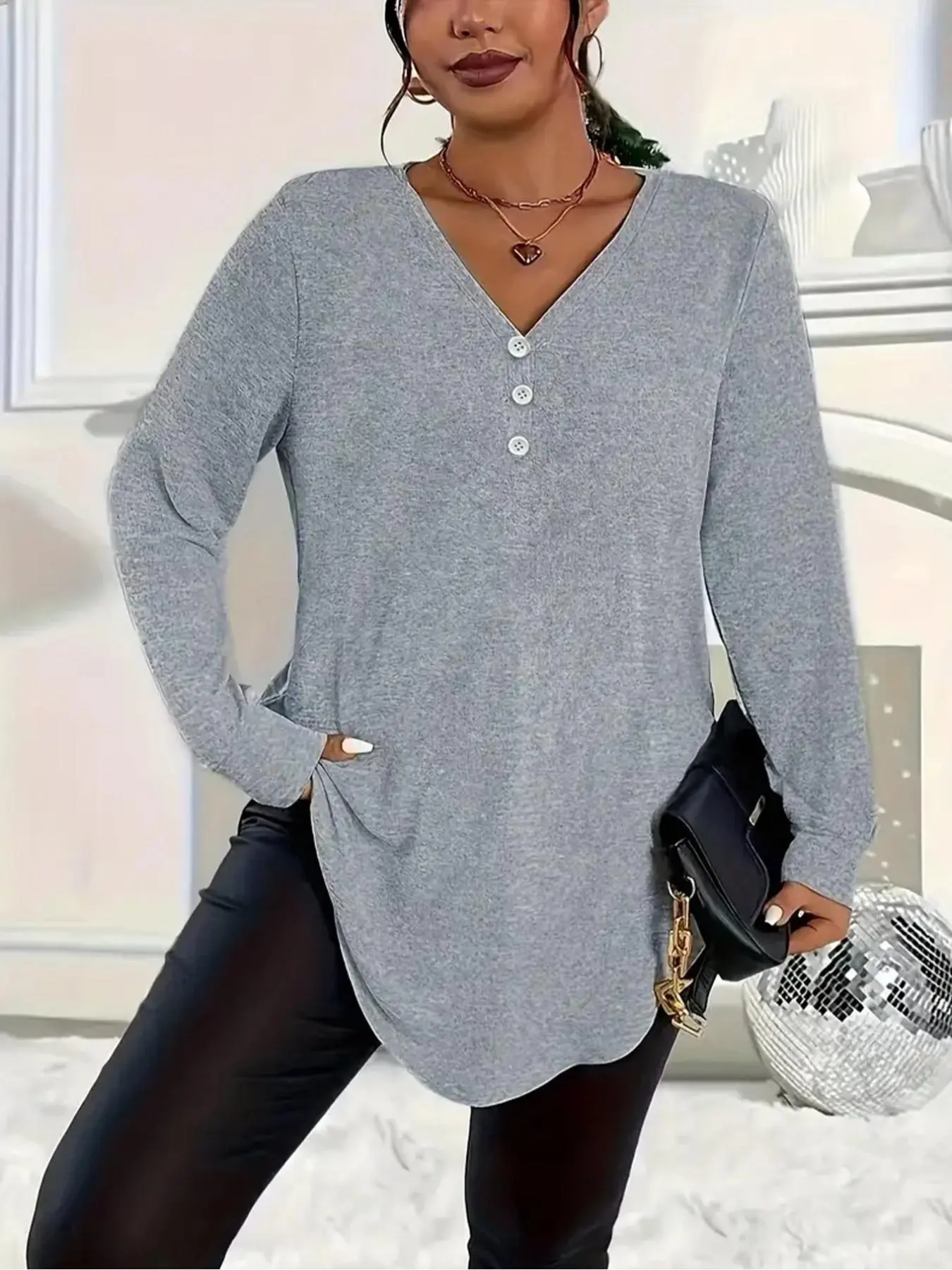 【Plus Size】 Solid Button Front V Neck Tee, Casual Long Sleeve T-Shirt for Spring & Fall, Women's Clothing for Daily Wear