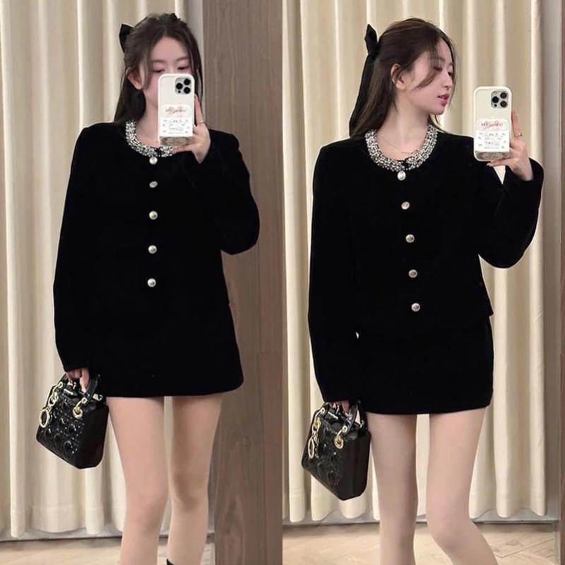 Sét Áo Nhung Cổ Đính Đá Cườm Dài Tay MIx Chân Váy Chữ A Thiết Kế Tiểu Thư Dành Cho Nữ - Women, Top