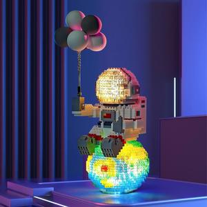 宇宙飛行士テーマのブロック玩具、1箱のdiy 3d組み立て式創造的教育パズル玩具、子供への最高の贈り物、家庭用装飾