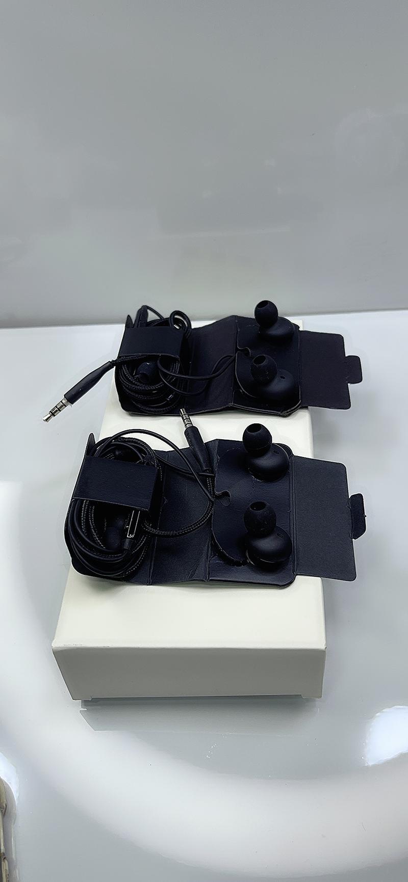 Product Introduction of Combo 2 Tai nghe nhét tai AKkGG cho SS dùng cho :S8 S9 S10 S20 S21 S22 Note 8 Note 9 Note 10 Note 20 jack 3.5 13