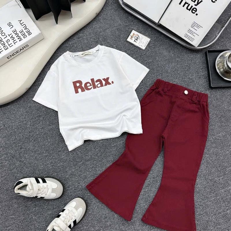 Set áo phong mix quần loe đỏ bé gái 6