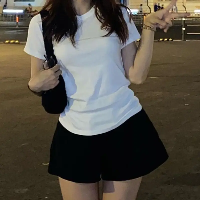 Áo thun babytee nữ trơn cổ tròn basic from ôm body áo nữ ngắn tay chất thun tăm thoáng mát trẻ trung A157 - HANASU 3