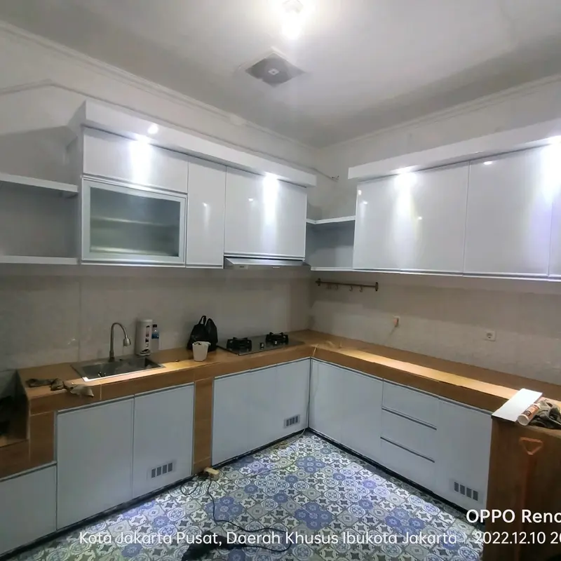 kitchen set aluminium murah costum Dapat disesuaikan Tahan Lama Kaca Pintu 5