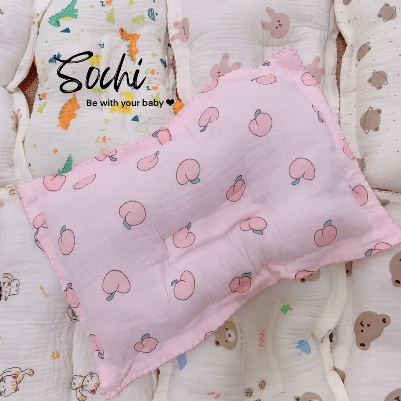 Gối chống bẹp đầu vải xô muslin cho bé 7
