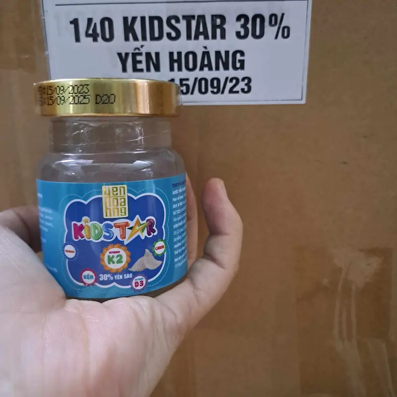 Set 10 hủ 30% yến sào chưng sẵn cho bé gồm 5 hủ vị dâu và 5 hủ vị vani -70ml-Yến Hoàng 2