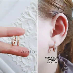 PERHIASAN WANITA ANTING CLIP TITANIUM PERMATA SATU BARIS TERBARU ANTI LUNTUR