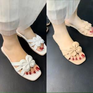 Product Introduction of Combo 2 đôi dép lê nữ quai đính hoa cute chỉ 100k DéP Slipper Women Có Quai Shoes GiàY Jean 7