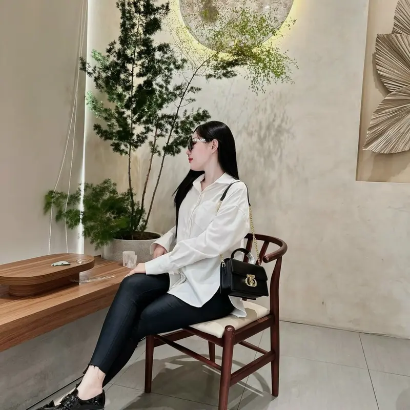 Túi Xách Tay Nữ Đeo Vai Đeo Chéo khoá T hộp Size 19cm (Bản 2 dây) Bag 3