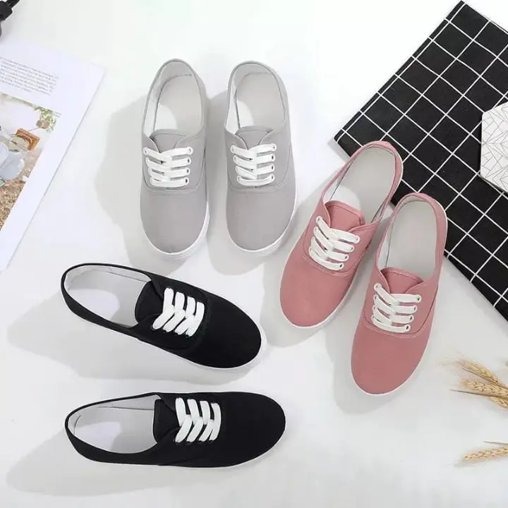 sepatu slip on wanita model tali fashion simpel polos Hak Datar (1 cm atau kurang) Shoes