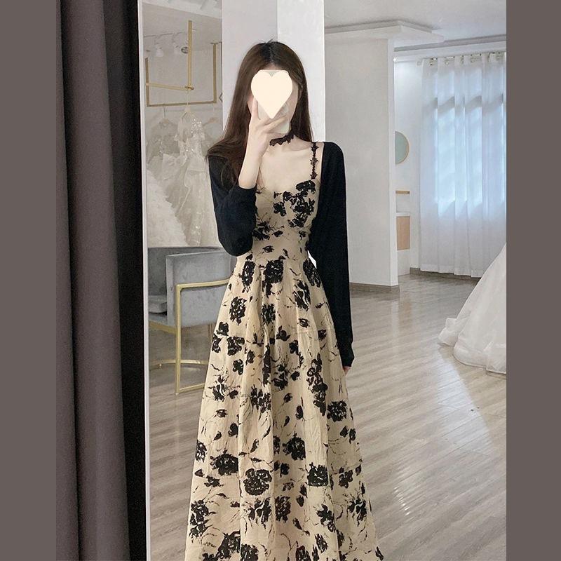 Product Introduction of 2023 Summer new French retro floral strap dress Hepburn chic style cardigan dress two-piece suit 4