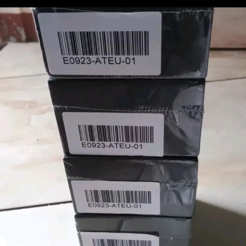 Unihertz Atom Smartphone Gahar Terkecil Di Dunia IP68 Ram 4Gb Rom 64Gb 4
