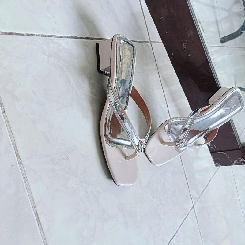 Guốc X061 Guốc Kẹp Cao 3Cm  Khóa Bông Mai Kết hợp đường Viền DéP Nữ Hoa Sandal Đế Bằng 1