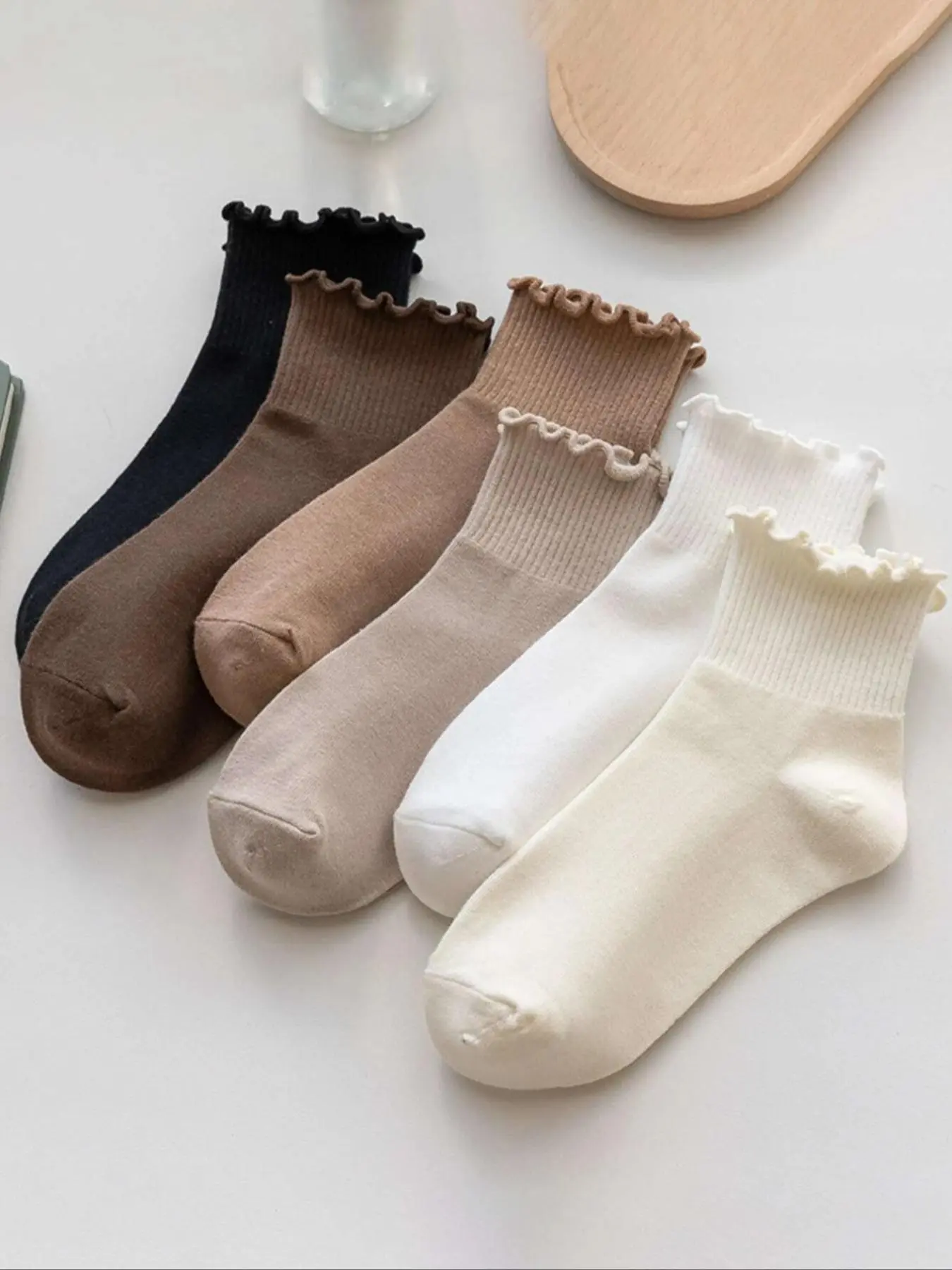 Women's Frill Trim Crew Socks, Casual Basic Low Cut Socks for Galentine Day for Daily Wear, Pop Socks, Women's Socks for All Seasons, Socks for Women