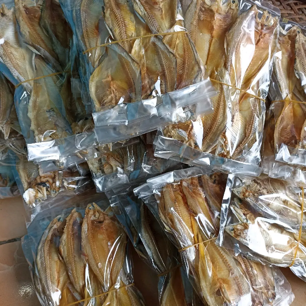 ikan asin bulu ayam 1 ikat