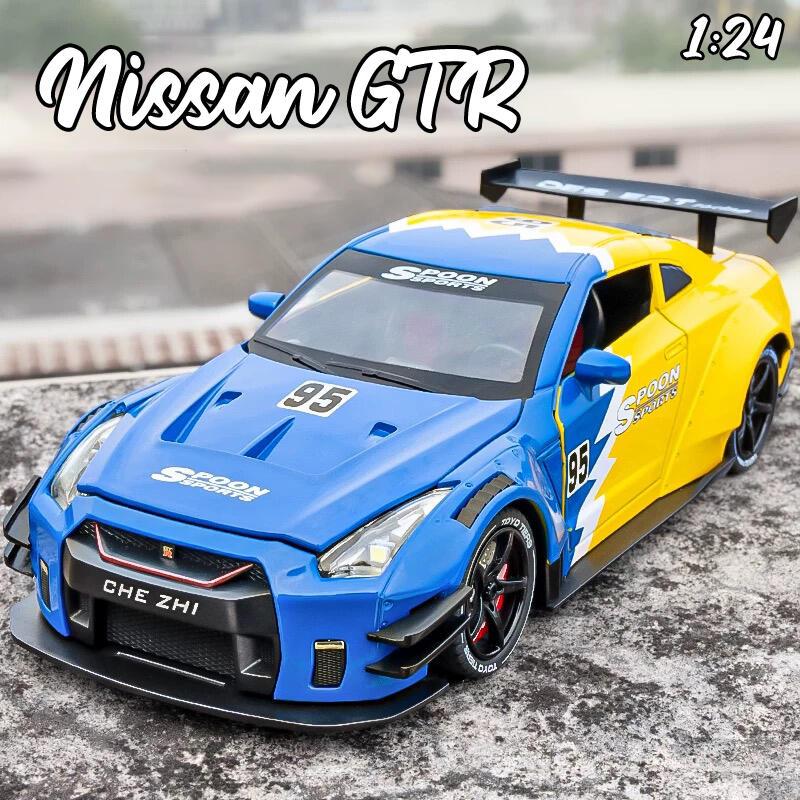 Product Introduction of Scale 1:24 Nissan GTR Spray Alloy Model Die Casting Audio Light Car Enthusiast Collection Children's Birthday Gift Metal Toy Boy 6